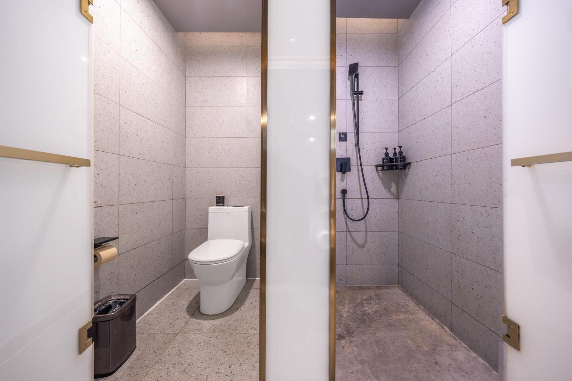 Atour X Hotel The Bund East Nanjing Road Hotel