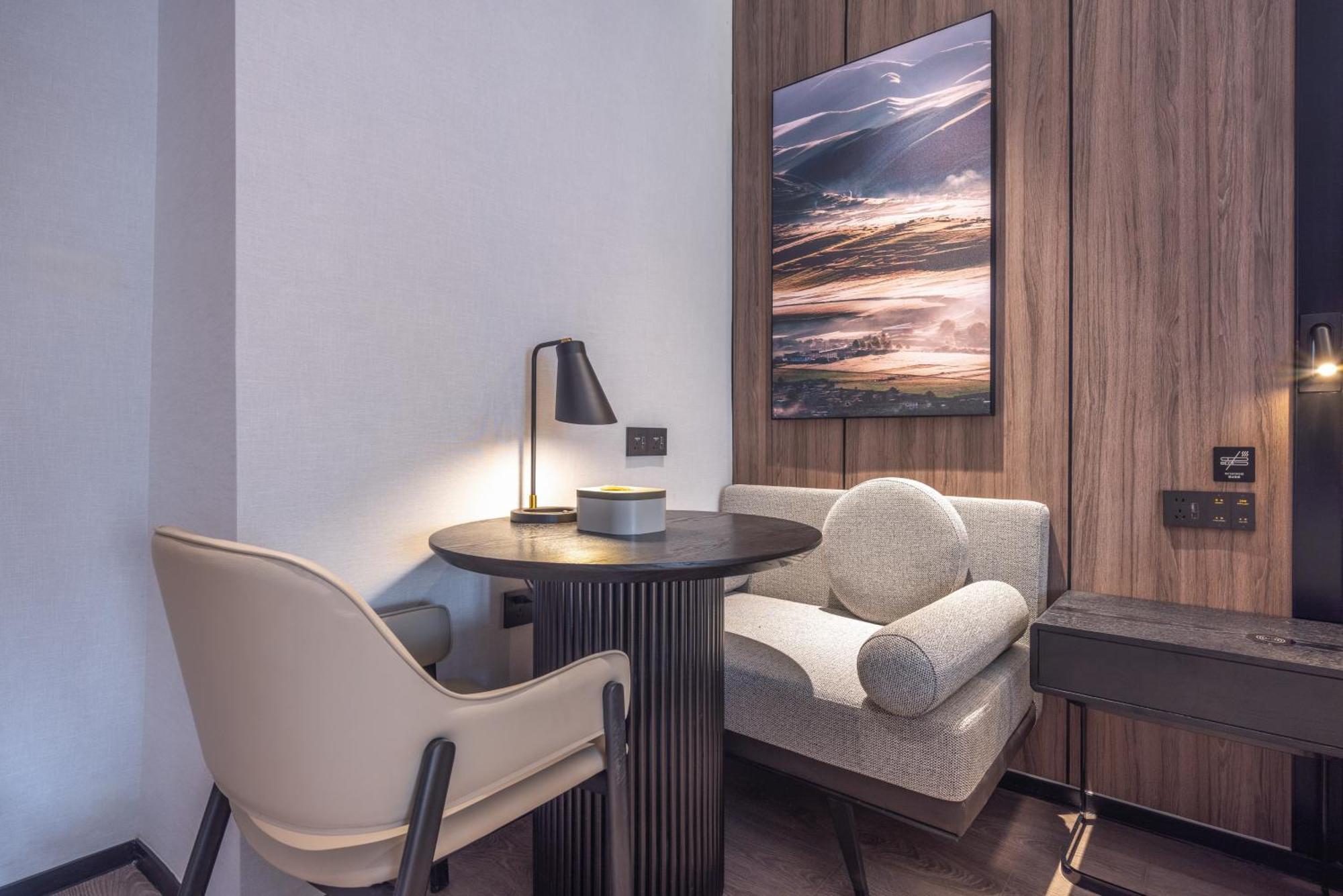 Atour X Hotel The Bund East Nanjing Road 4*