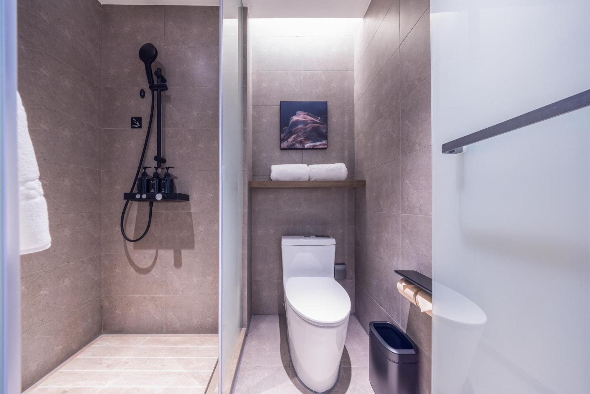 Atour X The Bund East Nanjing Road 4*